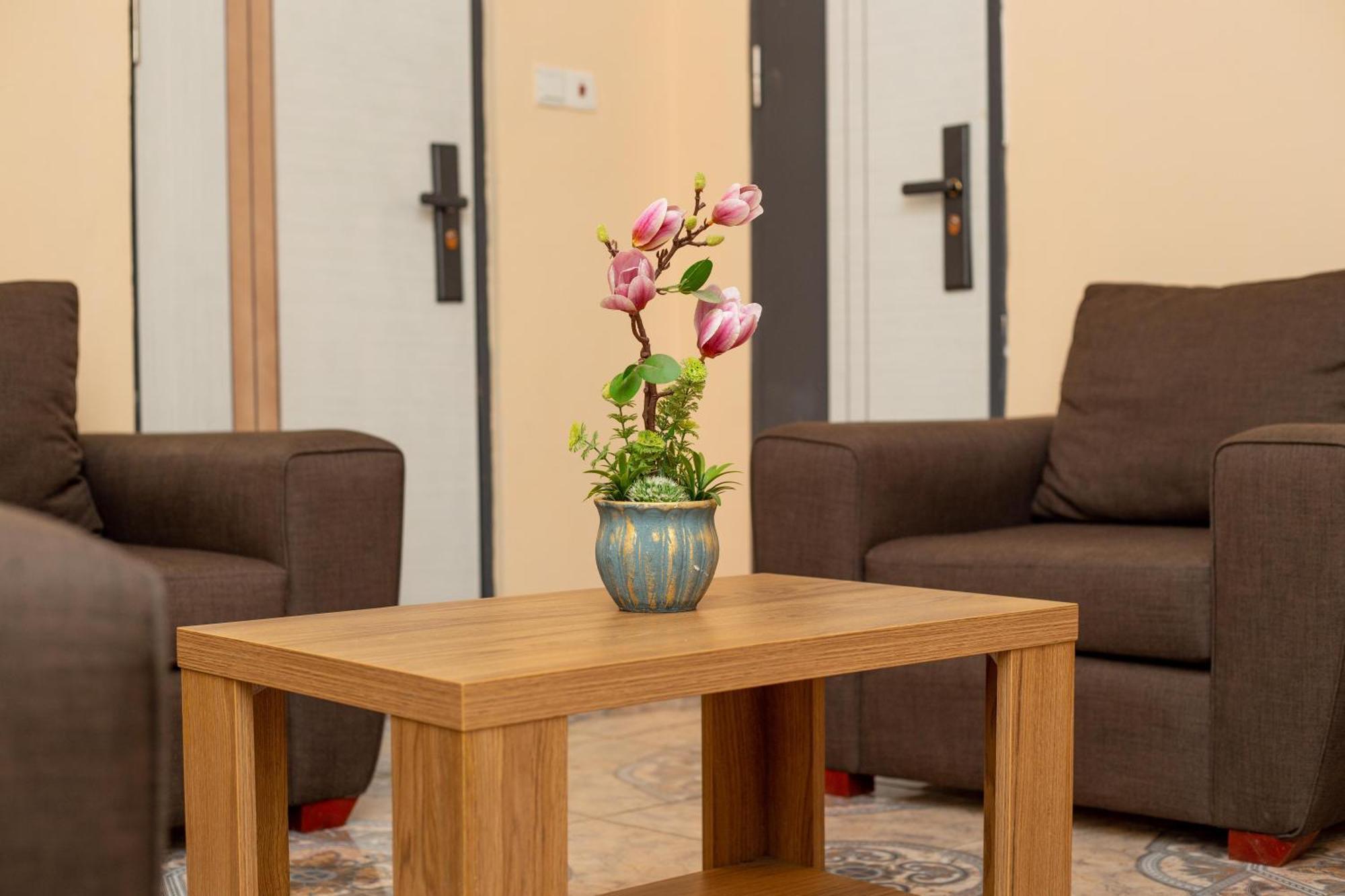 High Level Apartment Haatso 외부 사진